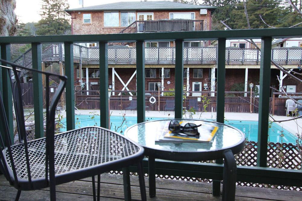 The Woods Hotel - Gay Lgbtq Cabins Guerneville Exterior photo